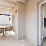 Apartman Ginevra 5 *