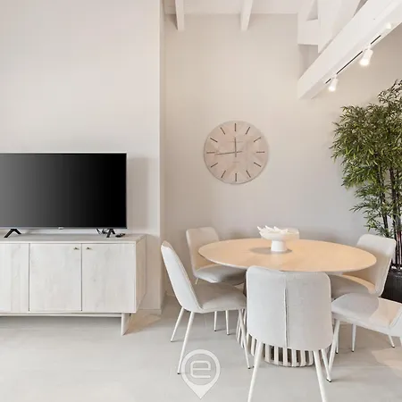 Ginevra 5 Apartman *
